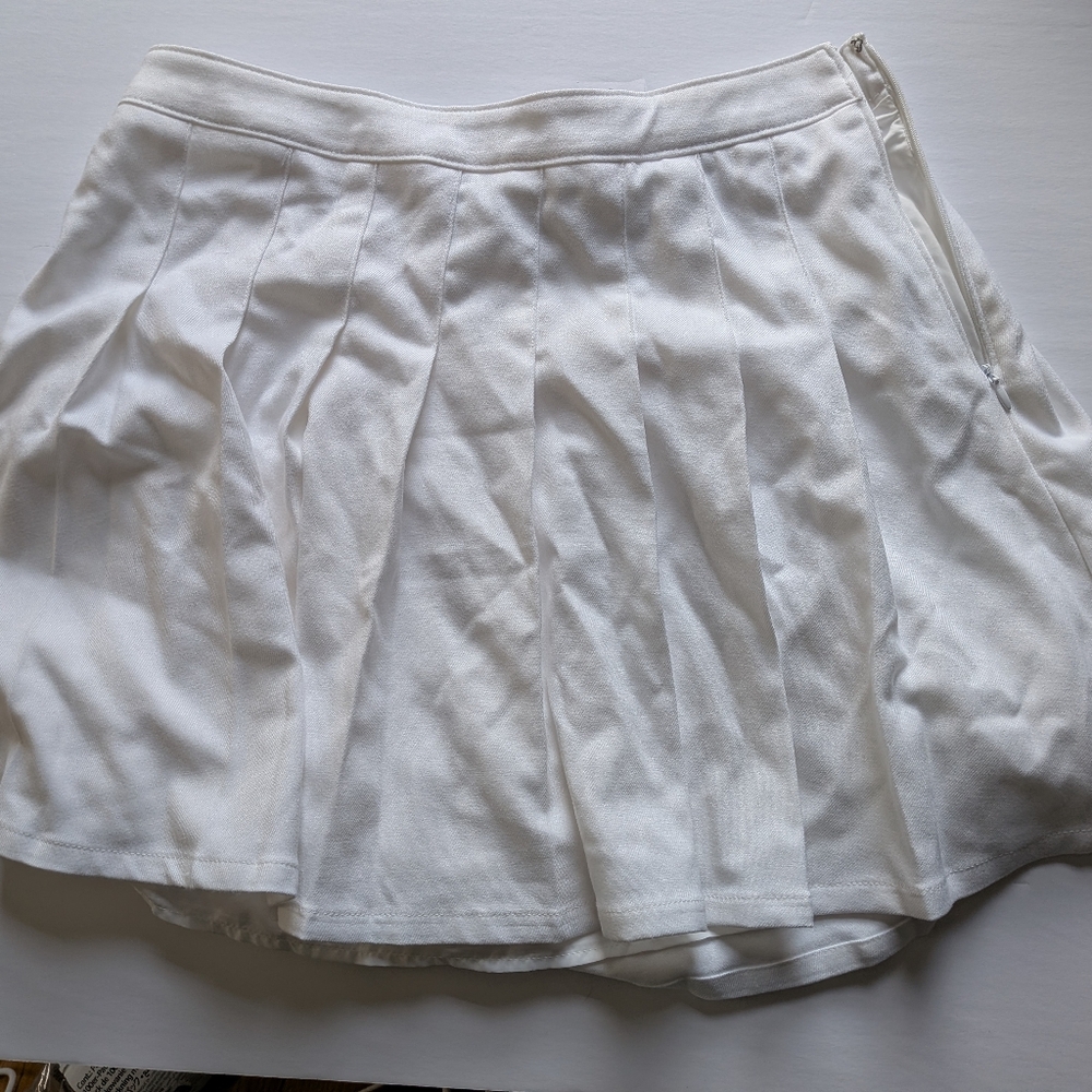 Hollister Classic White Skirt